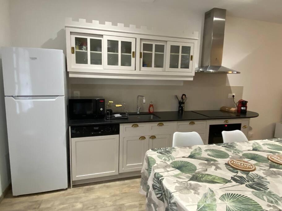 Maison 6 Personnes-Clim-Wifi-Proche Centre Ville 卡尔卡松 外观 照片